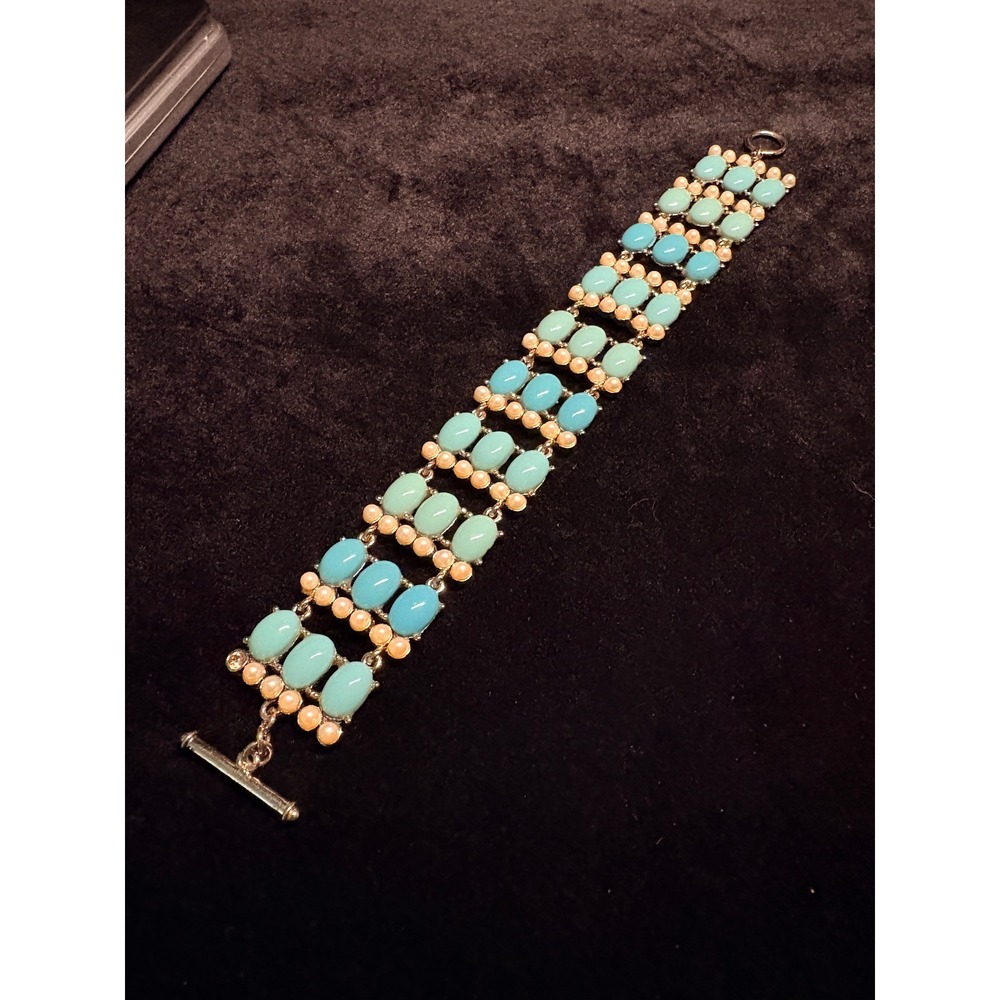 Monet Blue Bracelet Seafoam Cabochon Gold Tone Wide Toggle Bracelet READ